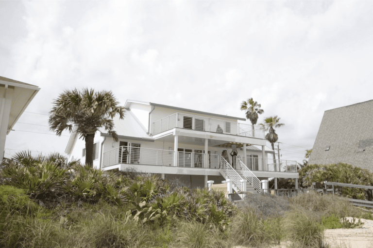How to Address Mold and Mildew Problems Before Exterior Painting